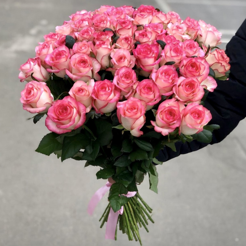 Букет из 49 роз "Джамиля" (Россия)
