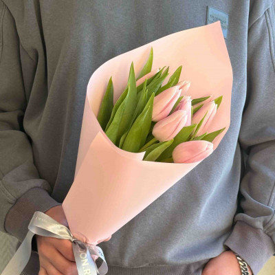 Букет из 9 нежно-розовых тюльпанов